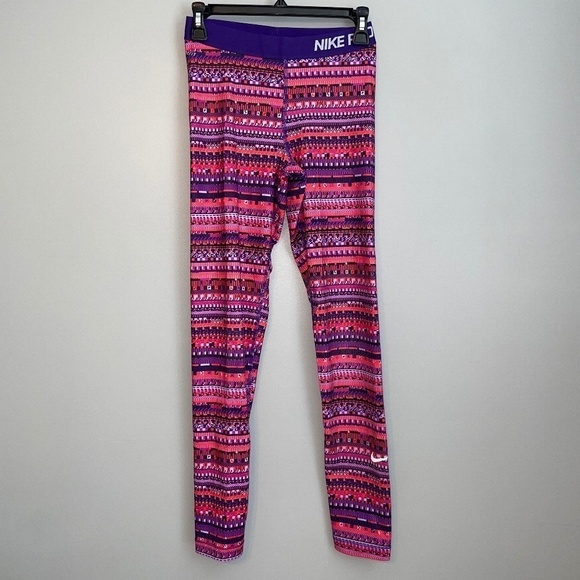 EUC Nike Pro Hyperwarm Aztec Print Purple Leggings Size Medium - Picture 3 of 7